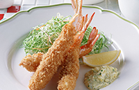 パン粉を使ったバラエティー豊かな料理をお楽しみください。どんな食材にも相性が良く気軽に使えるのがパン粉です。